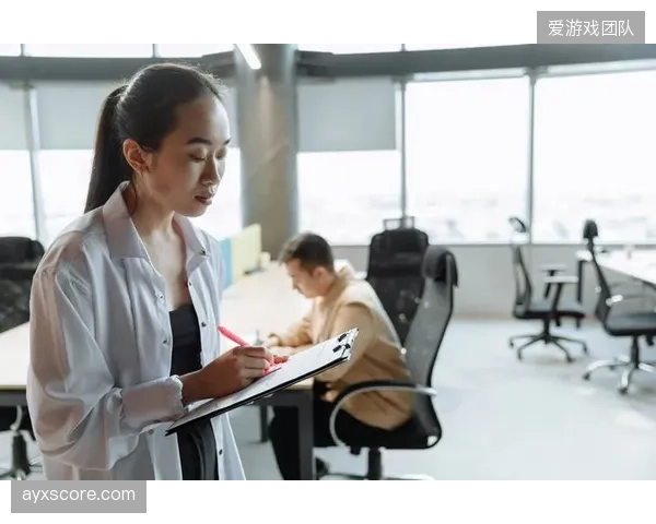 VAR的介入将考验加拿大年轻球员的情绪管理，以及教练组与裁判团队的有效沟通能力。